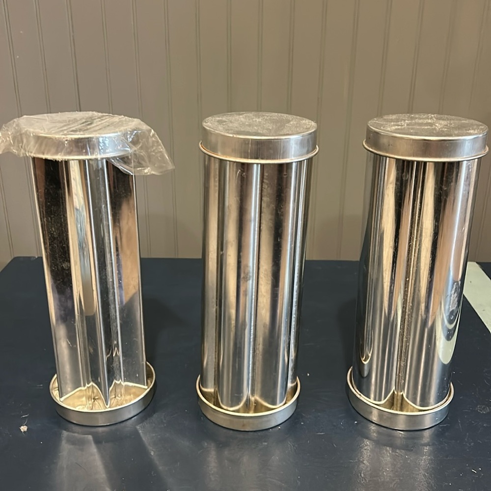 Pampered chef bread tubes x3